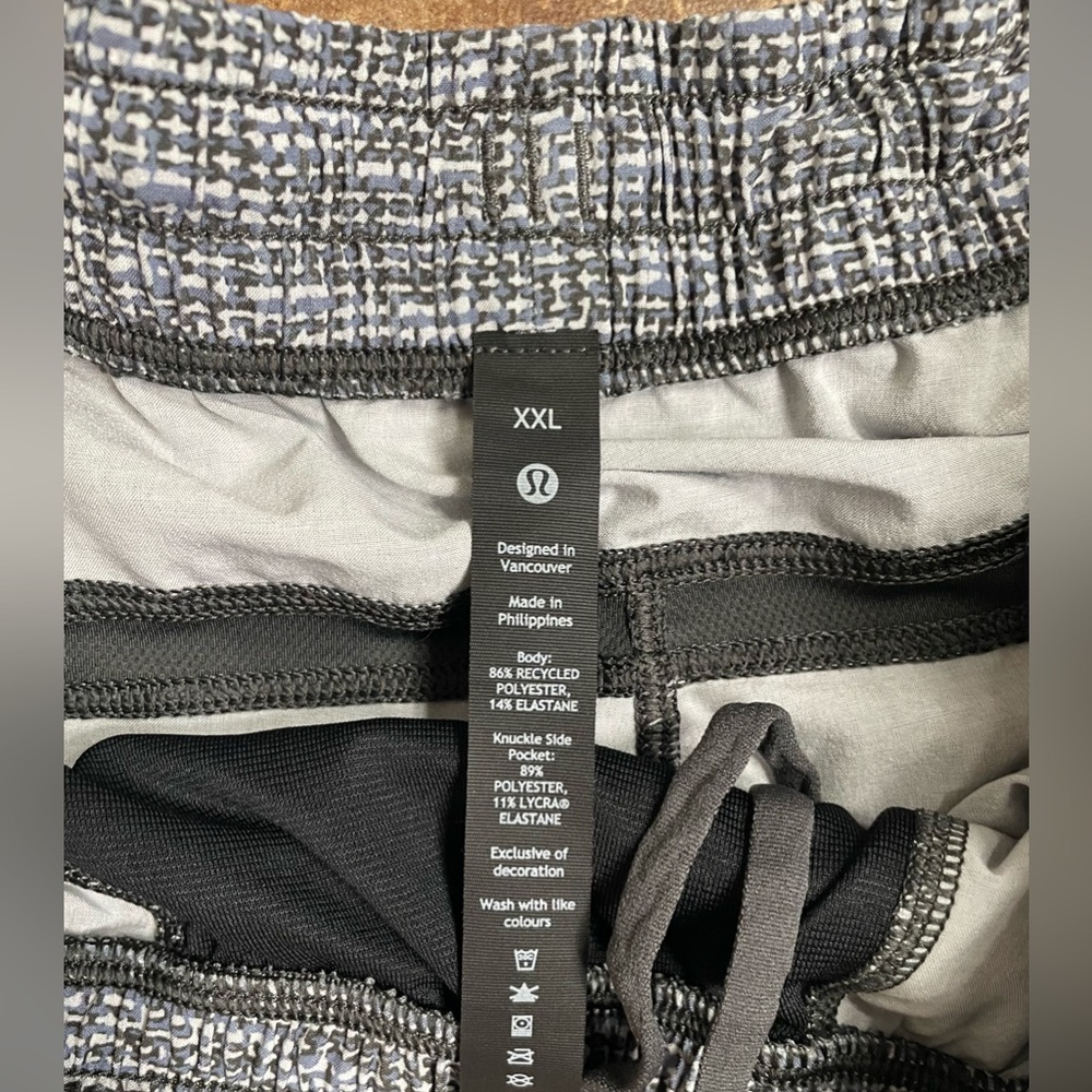 Lululemon 🍋 - Picture 2 of 2